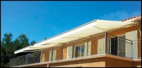 Store banne monobloc MADRID - Fabricant installateur Stores, Fenêtres, Volets